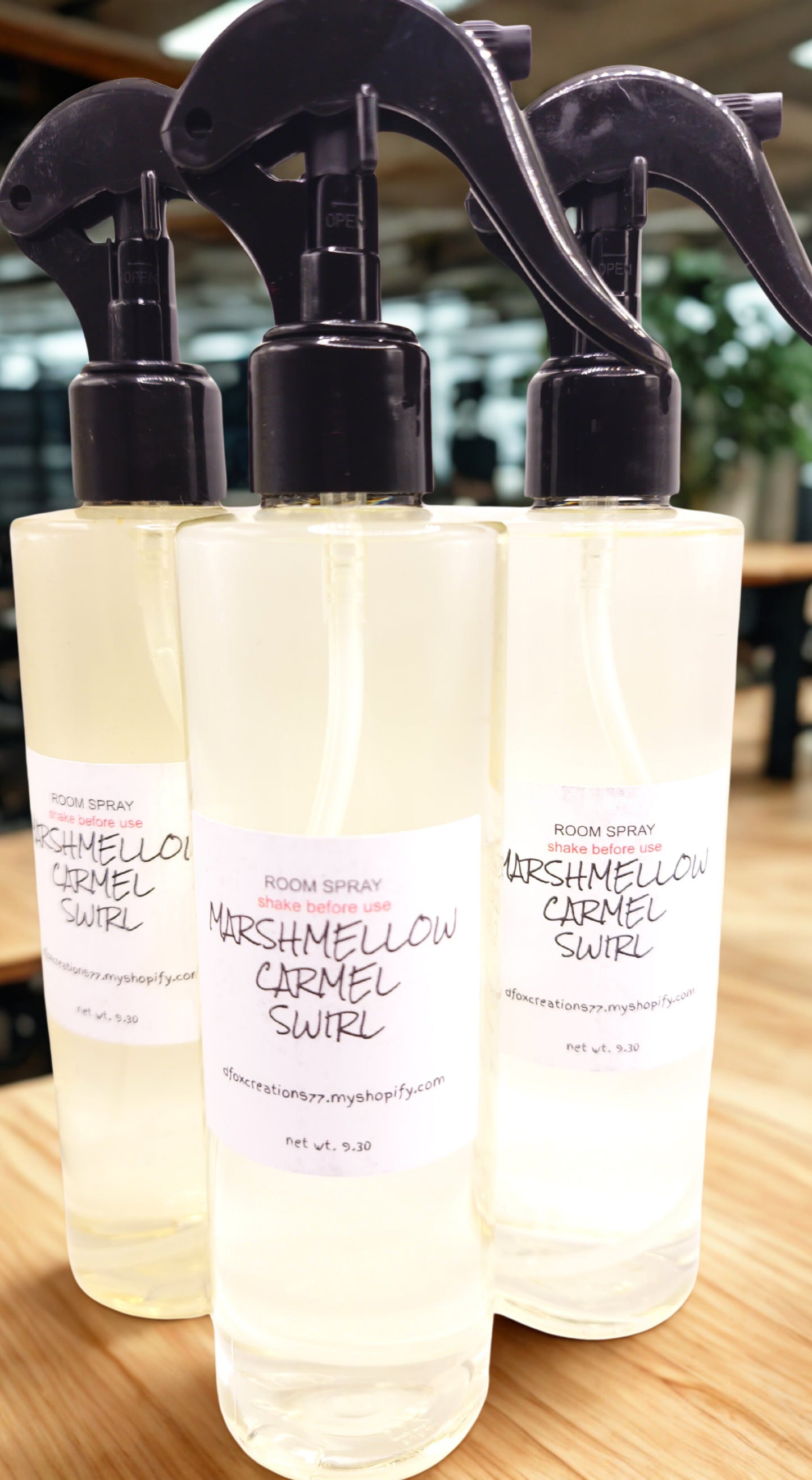 MARSHMELLOW CARMEL SWIRL ROOM SPRAY